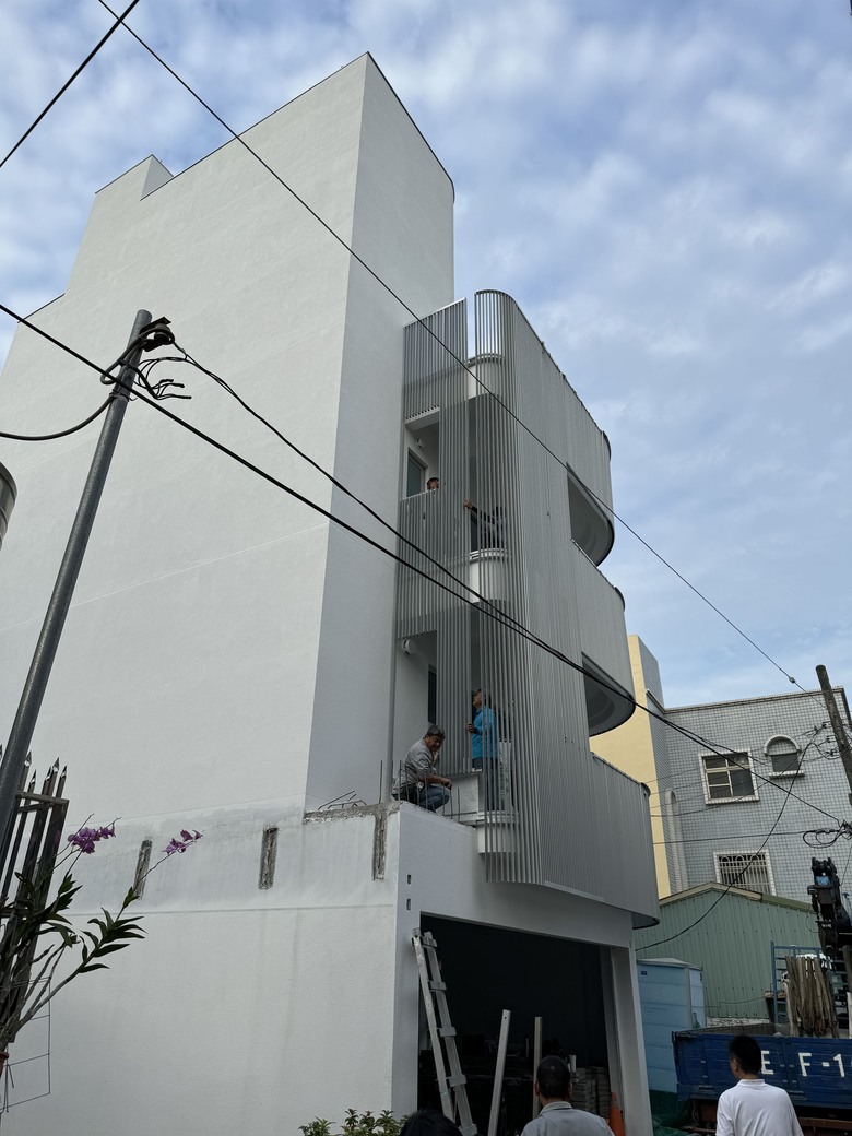 正式開箱！2025！新台幣1000元的自地自建Part2.