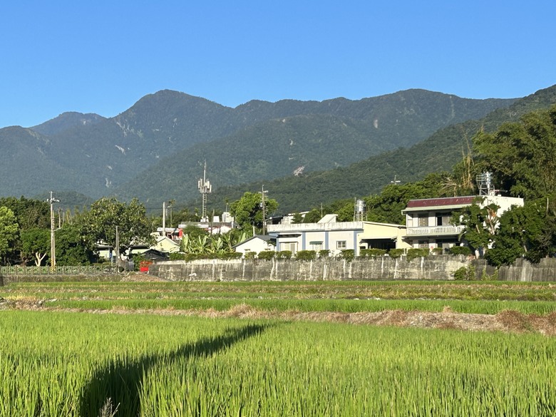 騎 遊 東 竹 小 站 ( 六 十 石 山 ) 之 旅