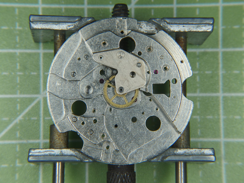 自娛玩修錶 - 原點(之三): 老東方"Calendar Auto Orient" 17 Jewels自動錶 (cal. 670)