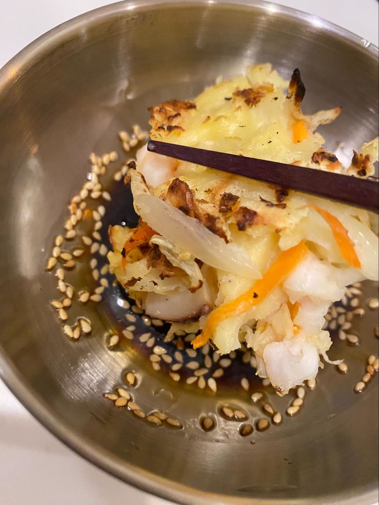 天氣一冷就想吃海鮮，在家用電烤盤試做海鮮煎餅