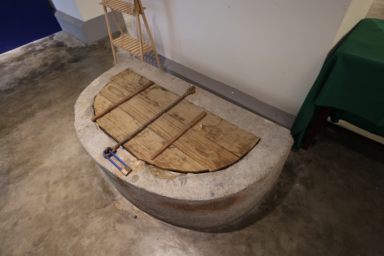 帶著R8的旅行 鷲嶺食肆 原台南測候所 吳園藝文中心 臺南知事官邸 億載金城