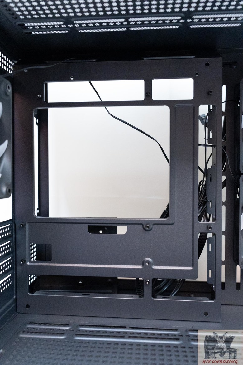 點我看大圖 MATX背插海景房 COUGAR FV150 MINI