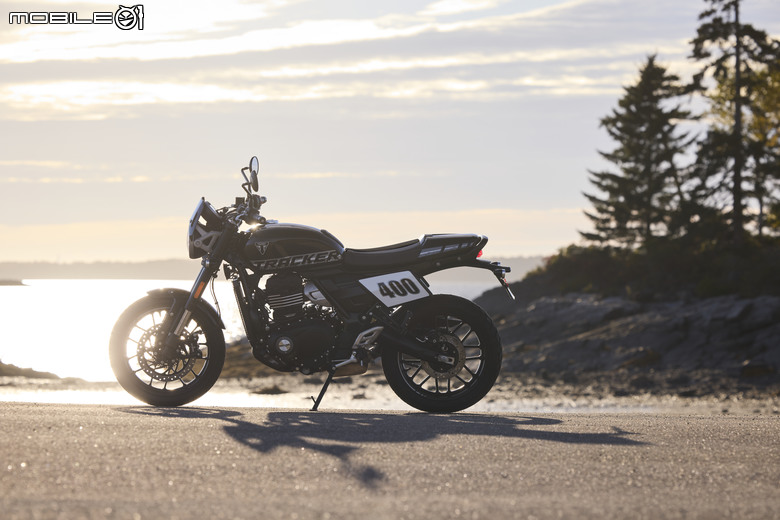 凱旋推出全新 Thruxton、Tracker 400，預計2026年3月上市英國售價約台幣24.5/23.5萬台幣。