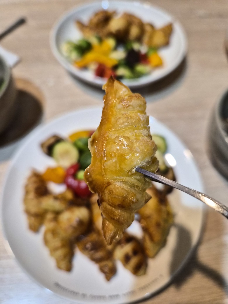 簡單分享新入手的雙槽氣炸鍋，早午餐可以一次出爐還滿讚的！