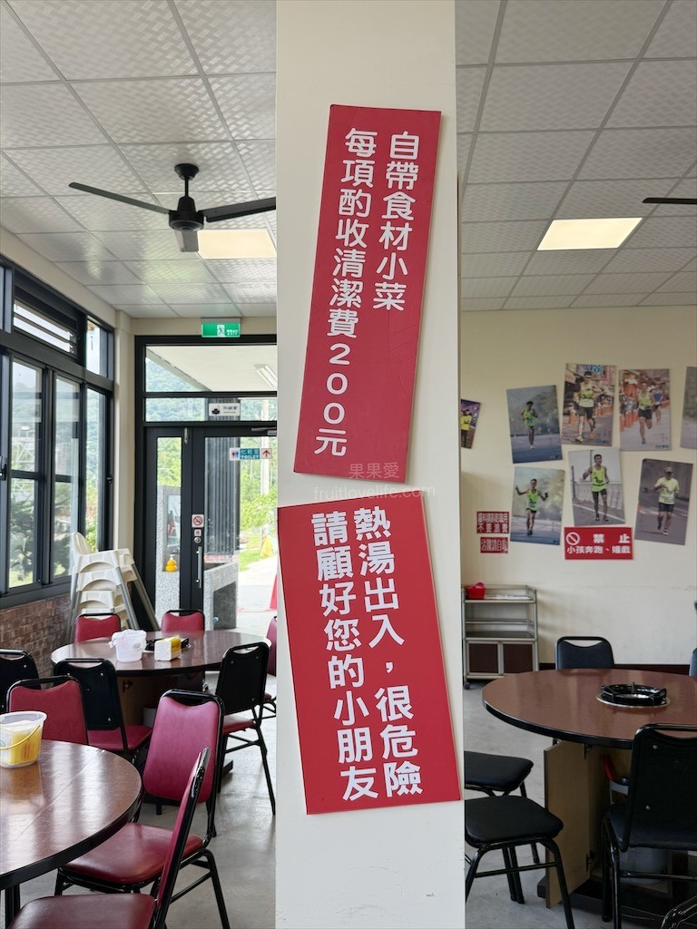 南投薑母鴨推薦，薑母鴨、胡椒全鴨還可以一鍋兩吃，山泉水養殖吳郭魚、現撈泰國蝦，埔里在地美食