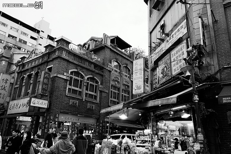 realme GT 8 Pro 體驗｜理光 GR 靈魂上身，全能旗艦闖出新路！