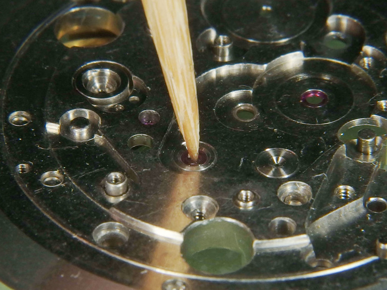 自娛玩修錶 - 原點(之三): 老東方"Calendar Auto Orient" 17 Jewels自動錶 (cal. 670)