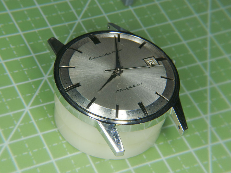 自娛玩修錶 - 原點(之三): 老東方"Calendar Auto Orient" 17 Jewels自動錶 (cal. 670)