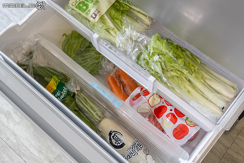 Hitachi R-TSF62WJ 日製冰箱｜獨家白金真空睡眠冰溫室，減緩氧化長保食材新鮮美味！