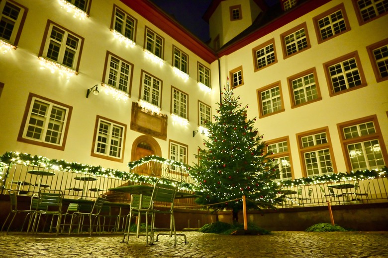 夜遊巴塞爾，初嚐融化起司麵包