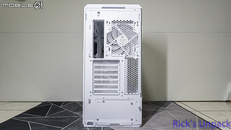 【開箱】與音響絕配的機殼 | LIAN LI LANCOOL 217 INF WHITE