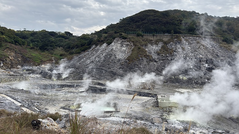 北投惇敘商工・橫嶺古道、太子亭遺跡、紗帽山散步之旅｜使用蔡司雙筒望遠鏡ZEISS Victory Pocket 10x25