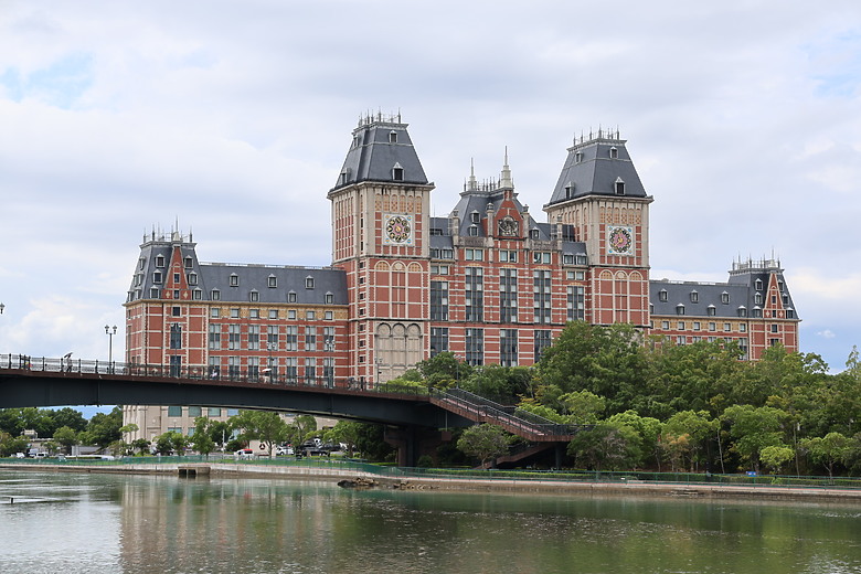 西九州自由行--下集(火車篇:長崎稻佐山夜景/豪斯登堡樂園/福岡市區逛街美食)