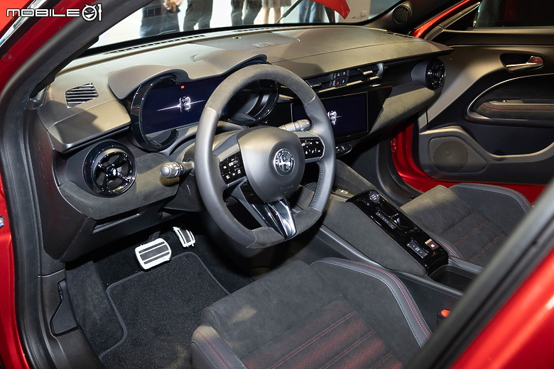 【採訪】Alfa Romeo Junior明年第二季導入，集結Stellantis四大品牌「桃園旗艦品牌中心」正式開幕！