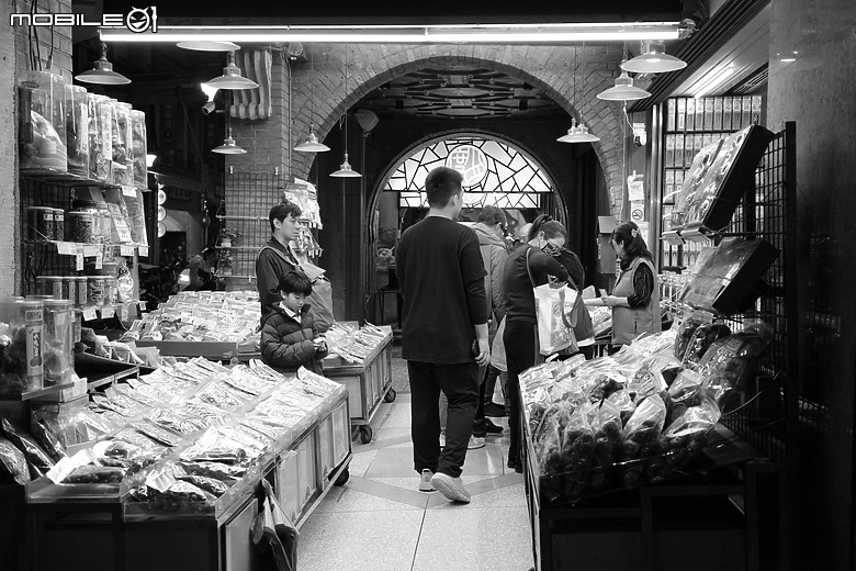 realme GT 8 Pro 體驗｜理光 GR 靈魂上身，全能旗艦闖出新路！