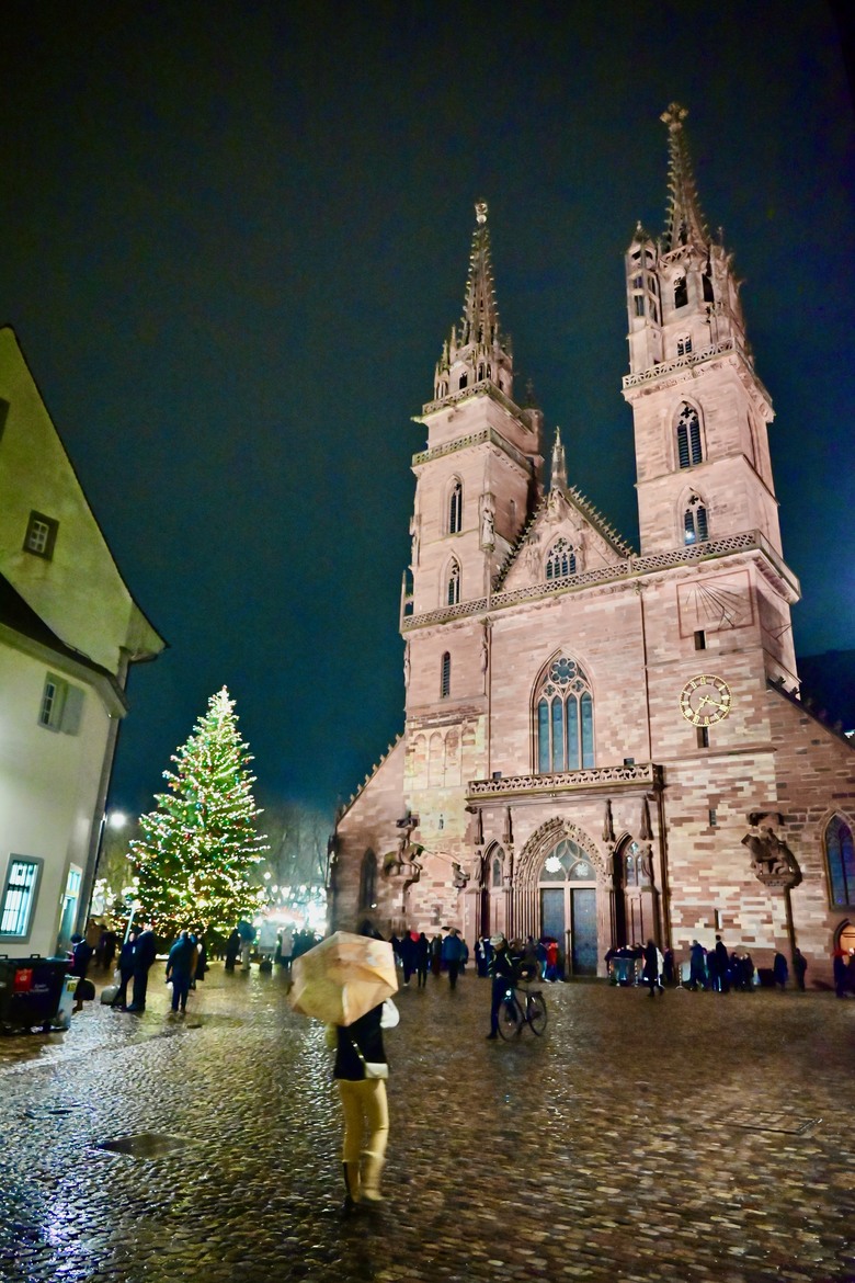 夜遊巴塞爾，初嚐融化起司麵包