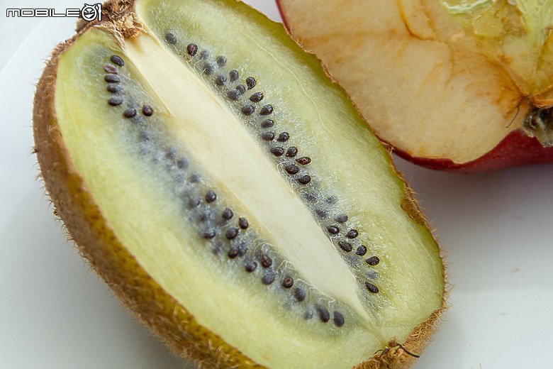 Hitachi R-TSF62WJ 日製冰箱｜獨家白金真空睡眠冰溫室，減緩氧化長保食材新鮮美味！