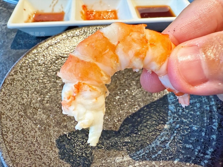 稻田美景燒肉店，套餐肉量十足，泰式沾醬超唰嘴又解膩