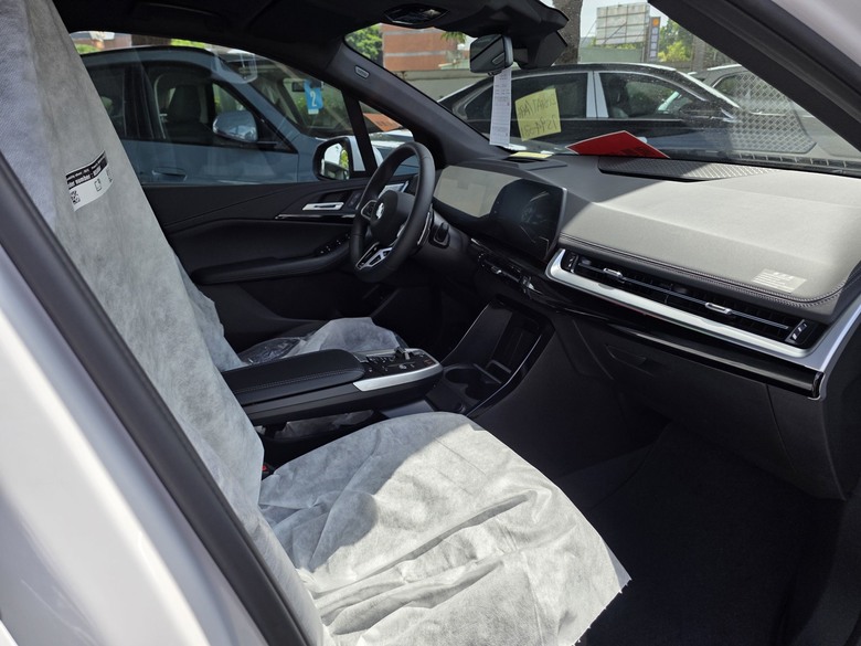 BMW ~最居家C/P值最高的車~~德訂218AT補開箱