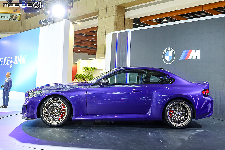 【2026台北車展】BMW 新世代大軍出演,M2 CS 563 萬元起限量上市!