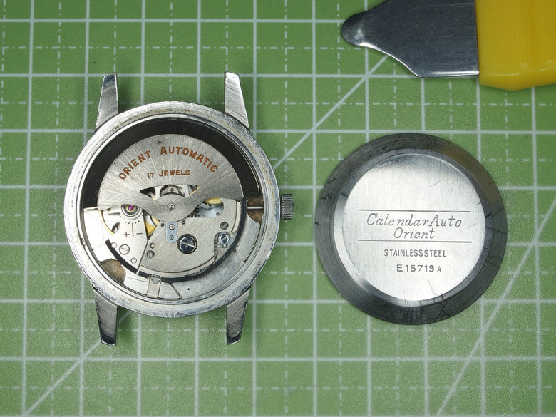 自娛玩修錶 - 原點(之三): 老東方"Calendar Auto Orient" 17 Jewels自動錶 (cal. 670)