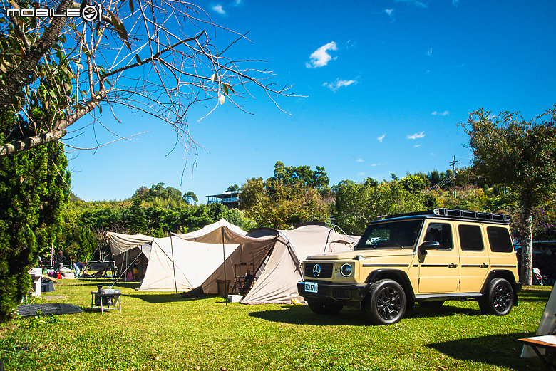 駕著Mercedes-Benz G 450 d來趟露營體驗，在城市與山林間恣意轉換的生活態度！