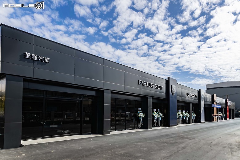 【採訪】Alfa Romeo Junior明年第二季導入，集結Stellantis四大品牌「桃園旗艦品牌中心」正式開幕！