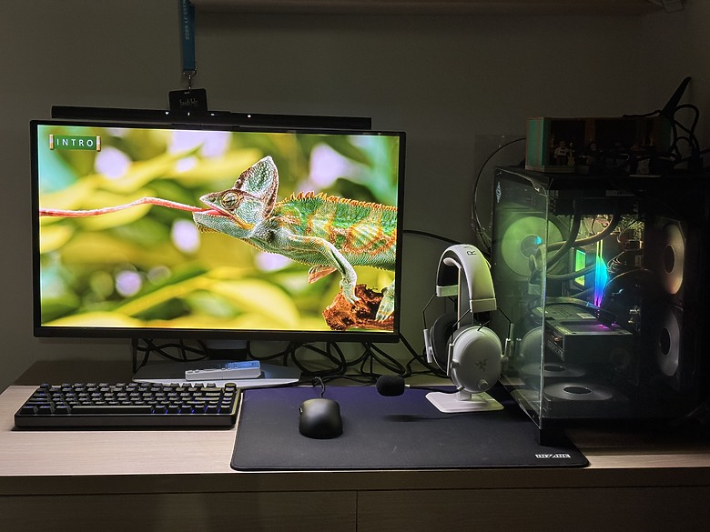 點我看大圖 BenQ ScreenBar Pro覺得有用的就不是智商稅