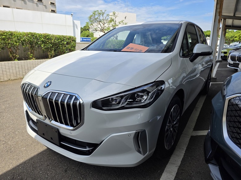 BMW ~最居家C/P值最高的車~~德訂218AT補開箱