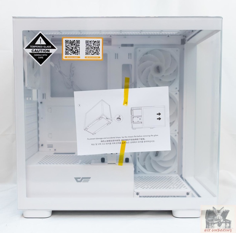 點我看大圖 全曲玻璃,全景感受 darkFlash大飛DS900G