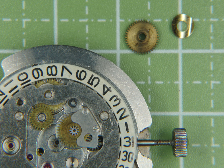 自娛玩修錶 - 原點(之三): 老東方"Calendar Auto Orient" 17 Jewels自動錶 (cal. 670)