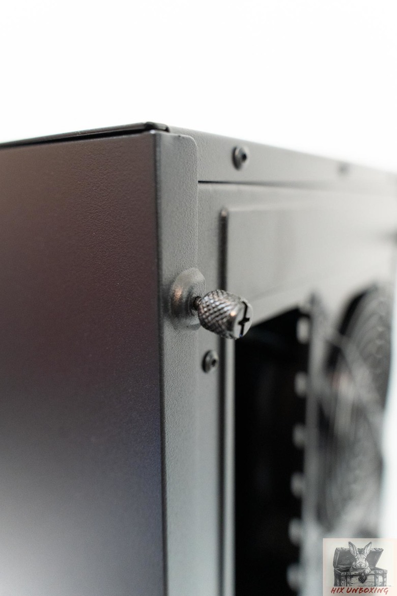 點我看大圖 我想靜靜,Superturn視博通SAF100靜音機殼