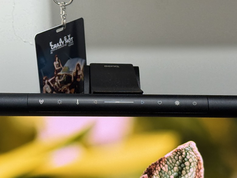 點我看大圖 BenQ ScreenBar Pro覺得有用的就不是智商稅