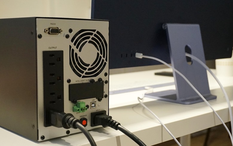 CyberPower OLS1000A零毫秒切換穩定供電、不斷電完美解決方案、向硬體損毀的夢魘說掰掰！