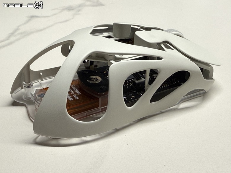 桌面最靚的仔！怒喵AM Infinity Mouse 鋁鎂合金無線滑鼠