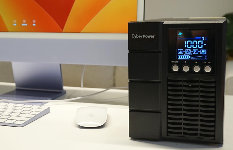 CyberPower OLS1000A零毫秒切換穩定供電、不斷電完美解決方案、向硬體損毀的夢魘說掰掰！