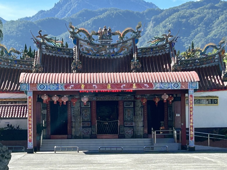 騎 遊 東 里 小 站 ( 玉 富 自 行 車 道 )