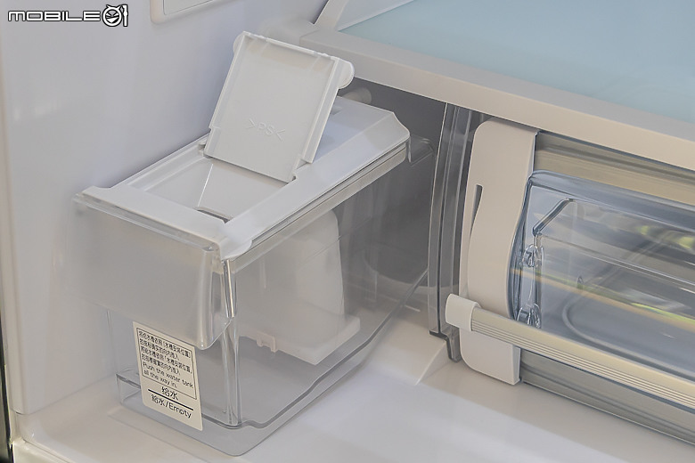 Hitachi R-TSF62WJ 日製冰箱｜獨家白金真空睡眠冰溫室，減緩氧化長保食材新鮮美味！