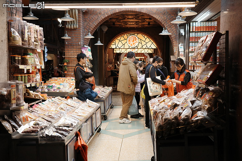 realme GT 8 Pro 體驗｜理光 GR 靈魂上身，全能旗艦闖出新路！