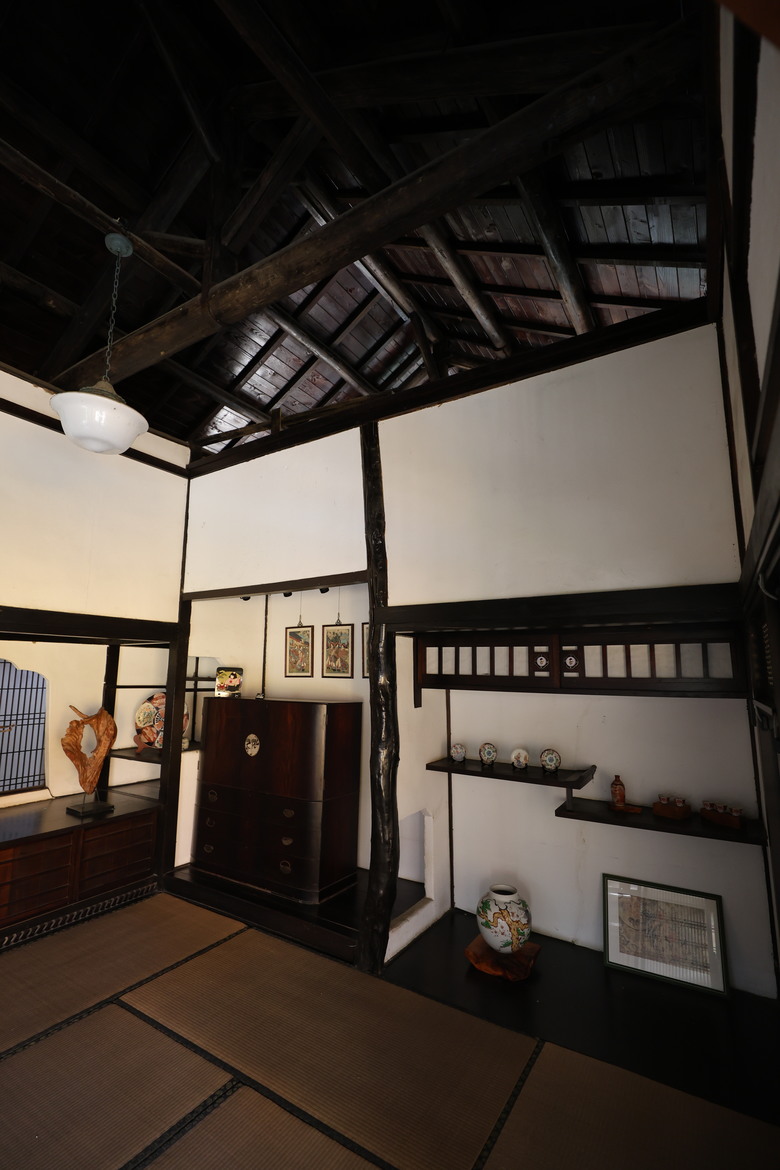 帶著R8的旅行 鷲嶺食肆 原台南測候所 吳園藝文中心 臺南知事官邸 億載金城