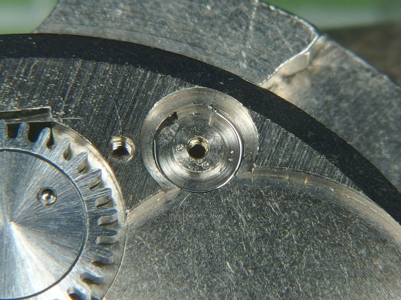 自娛玩修錶 - 原點(之三): 老東方"Calendar Auto Orient" 17 Jewels自動錶 (cal. 670)