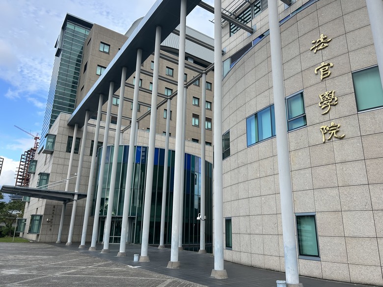 【小惡魔驫到成功】騎 單 車 遊 台 北 ( 士 林 ) 下 集