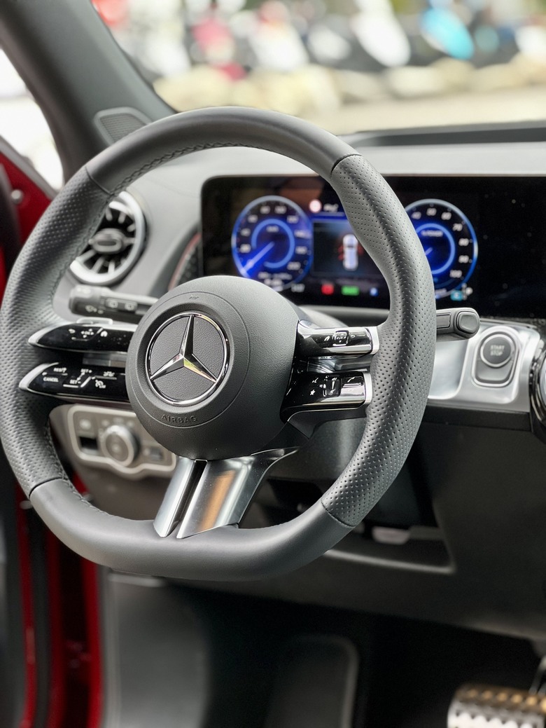 【沒特別追求，但一不小心就摘了雙星｜B180 &rarr; GLB35 ＆ GLA200】