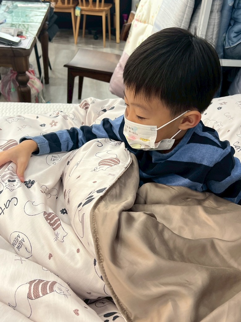 #分享 孩子長大的一刻：陪他挑選第一組專屬床包