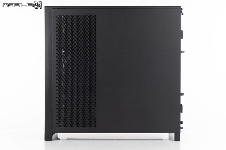 CORSAIR FRAME 5000D RS ARGB 機殼開箱實裝 以高度模組化設計不僅裝機便利 散熱效果也好