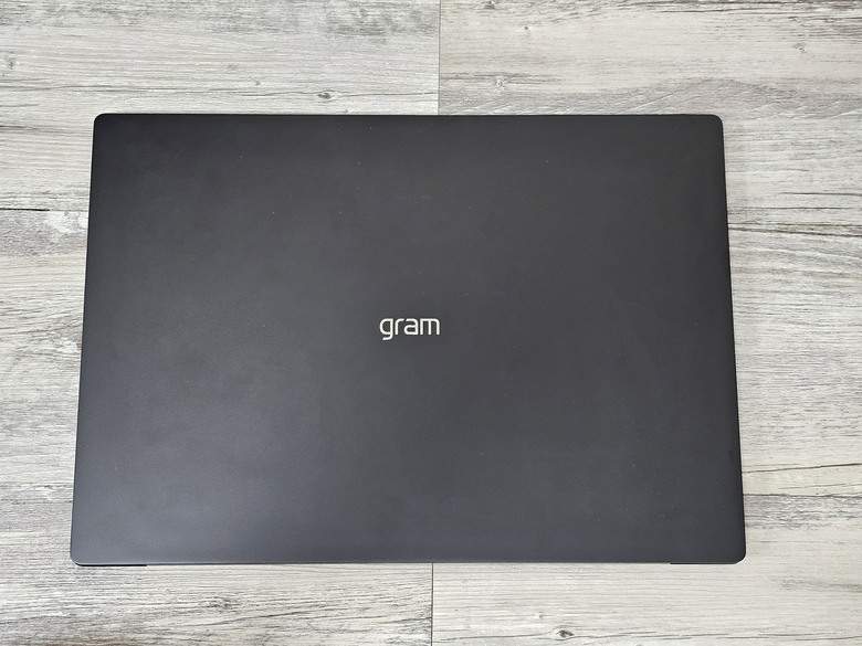 屬於我的"全能"最佳解答 LG gram Pro 16Z90TR