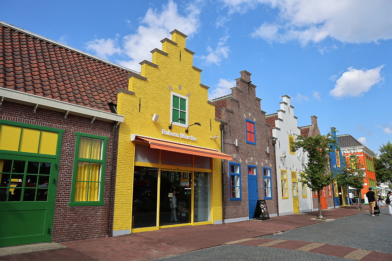 西九州自由行--下集(火車篇:長崎稻佐山夜景/豪斯登堡樂園/福岡市區逛街美食)