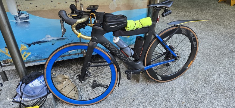 自行車行車記錄器及車燈安裝