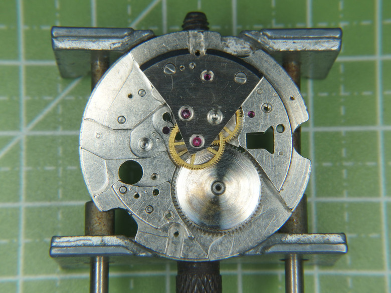 自娛玩修錶 - 原點(之三): 老東方"Calendar Auto Orient" 17 Jewels自動錶 (cal. 670)