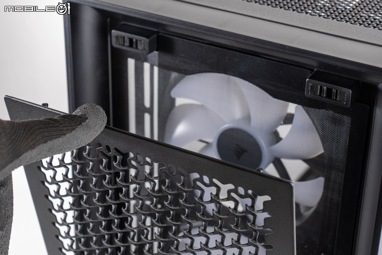 CORSAIR FRAME 5000D RS ARGB 機殼開箱實裝 以高度模組化設計不僅裝機便利 散熱效果也好